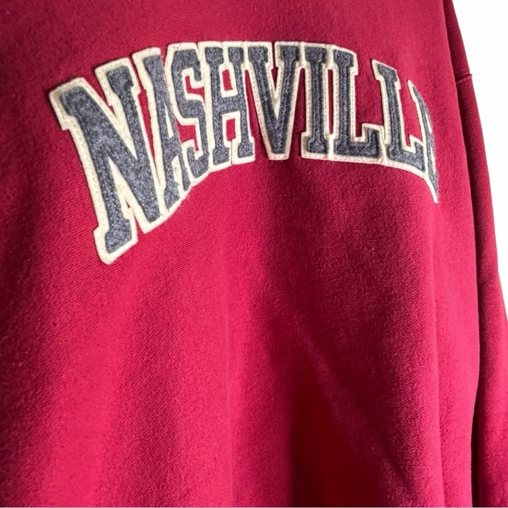 Red vintage Inspired  Nashville Sweatshirt L